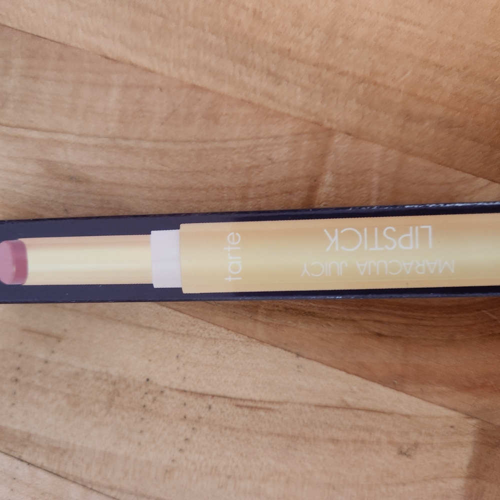 Tarte Maracuja Juicy Lipstick - Soft Pink